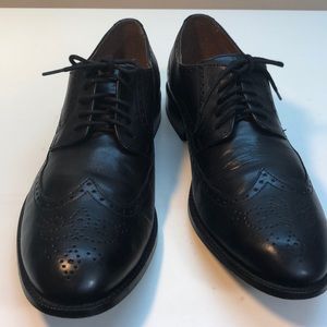 Bostonian Black Leather Wingtip Oxford Shoes